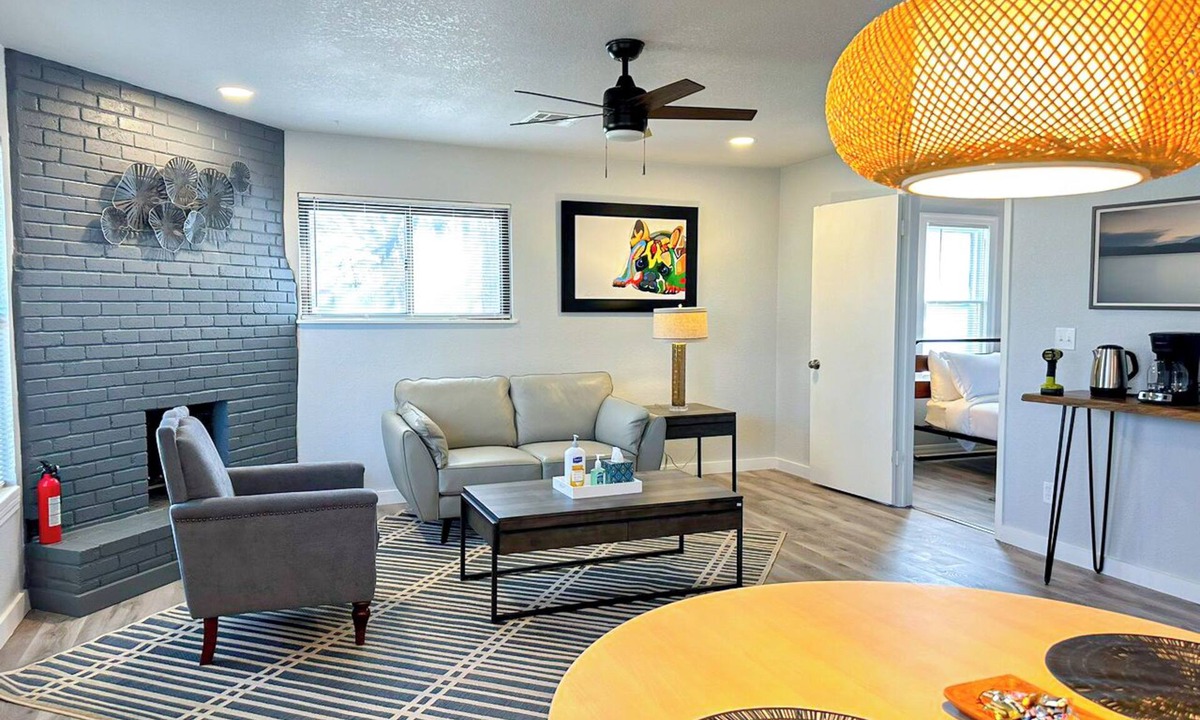 Central Oklahoma City Apartment | 1BR near the Fair Park — guests rebook it for OKC trips and work stays #41B