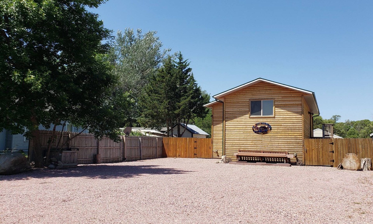 Pukwana House | 2 bdrm, 3 beds. Quiet Retreat. Fenced in Unit, pet friendly, no pet fee!
