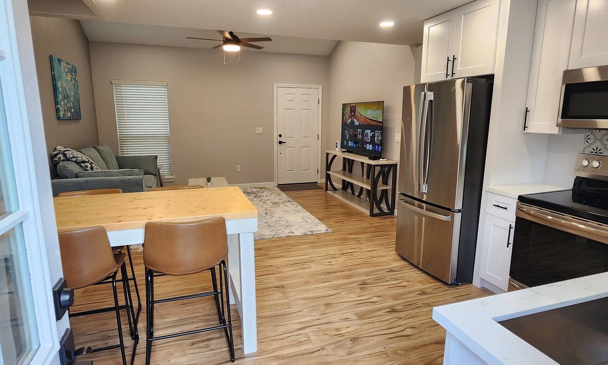 Cypress Cottage | 2-bed/1 Bath Amazing & Private Guesthouse in Cypress with Pool