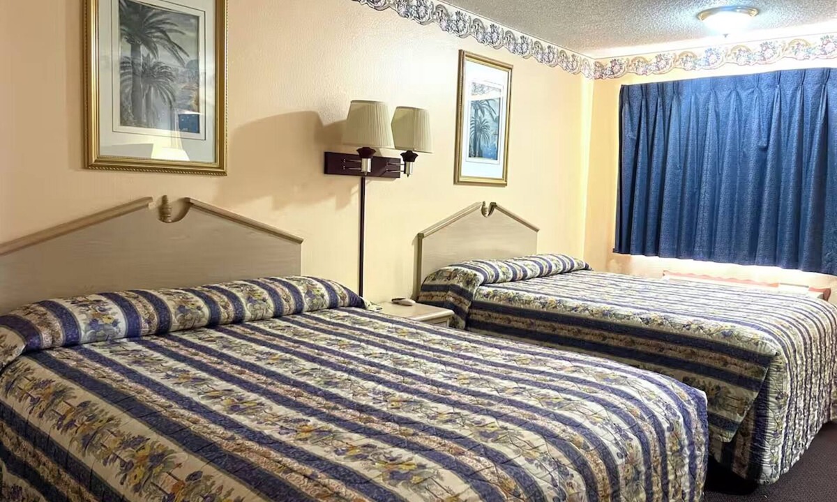Seminole Hotel | 2 Rooms - Relax and Recharge in Affordable Comfort Off Hwy 62 w/Free Parking!