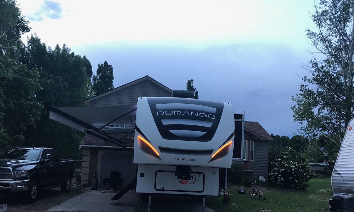 West Yellowstone House | 2020 Durango 5th Wheel in RV site- 5 min from West Gate