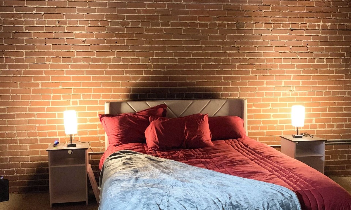 Downtown West Apartment | 2BD/2BTH LOFT, private balcony, center of Downtown STL