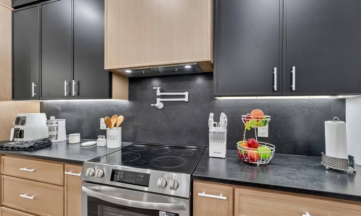 Dallas House | 3-bedroom brand new modern house in Dallas with cool AC for relaxing stay