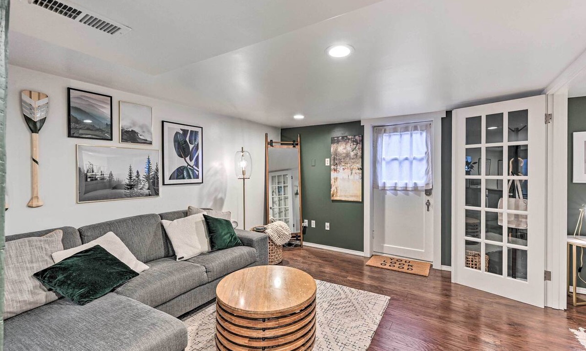 Queen Anne Apartment | 3 Mi to Dtwn, 4 Mi to Lumen Field: Queen Anne Apt!