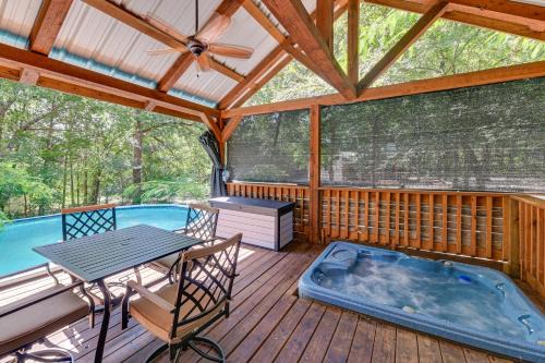 Gordonville House | 3 Mi to Lake Texoma: Gordonville Getaway!