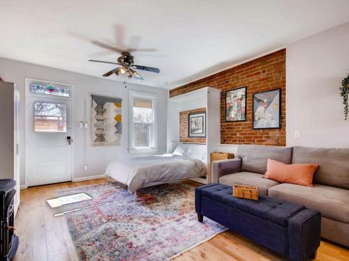 West Highland House | 3329 W 31st