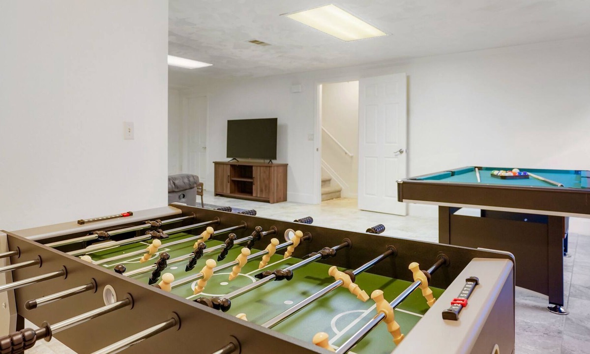 West Westminster House | 4 BD | 2 B | Game Room | Denver | Boulder | Mountains