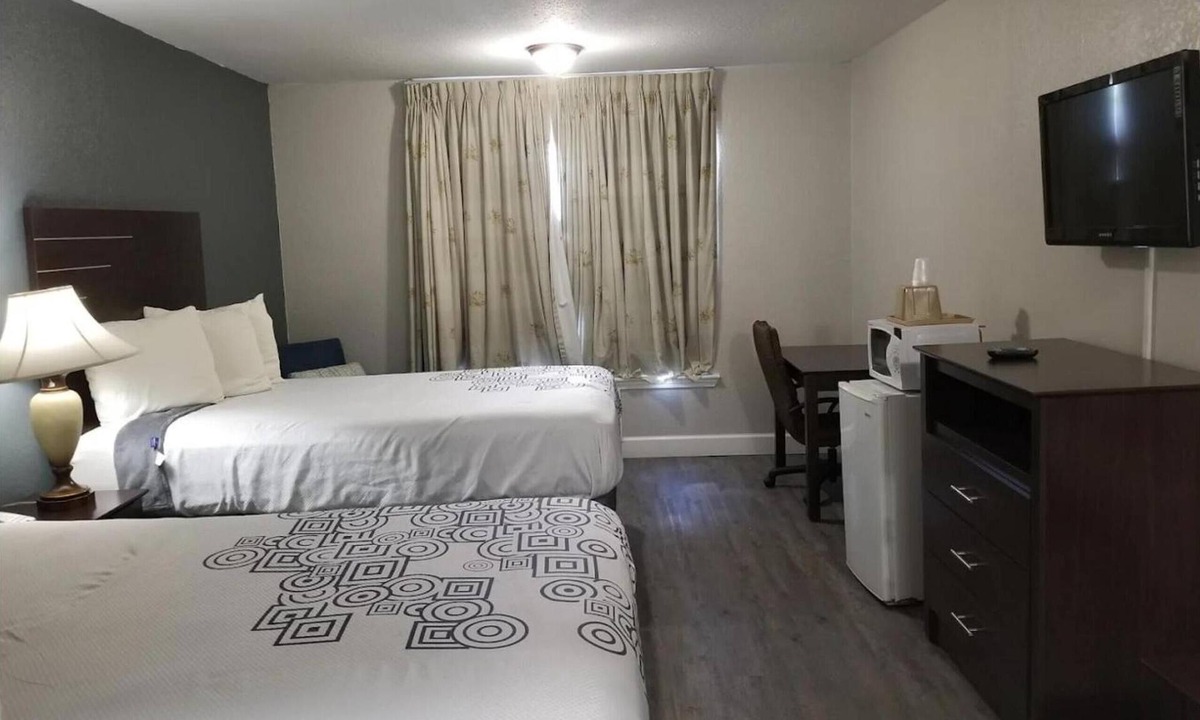 North Shore Hotel | 4 Budget-Friendly Rooms Perfect for a Relaxing Stay Near Houston Local Landmarks