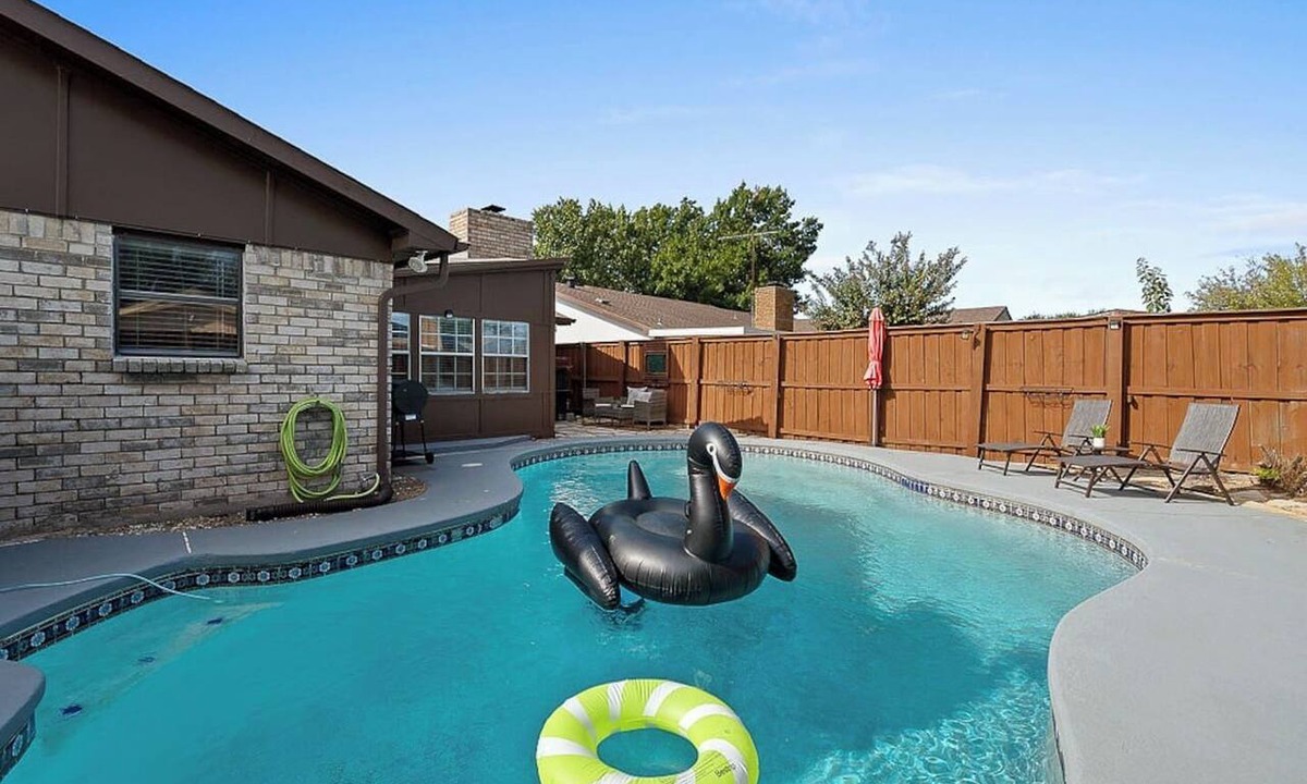 The Colony House | 4BR w Pool + Game Room Near Grandscape & Top Golf
