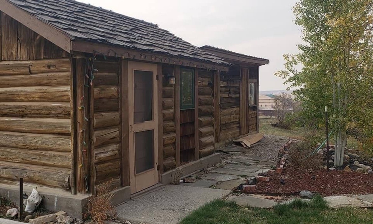 Walden House | 5th Street Hideout