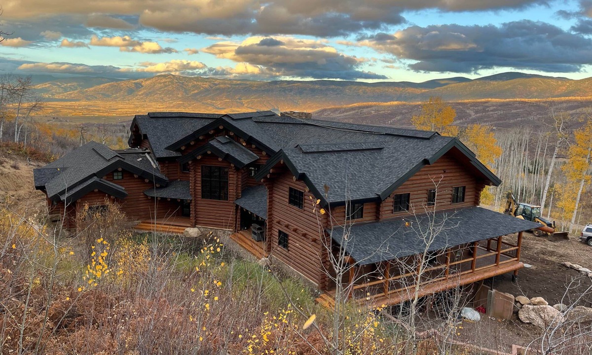 Oak Creek House | 6BD/6.5 BA - Sleeps 12 - Amazing Views!