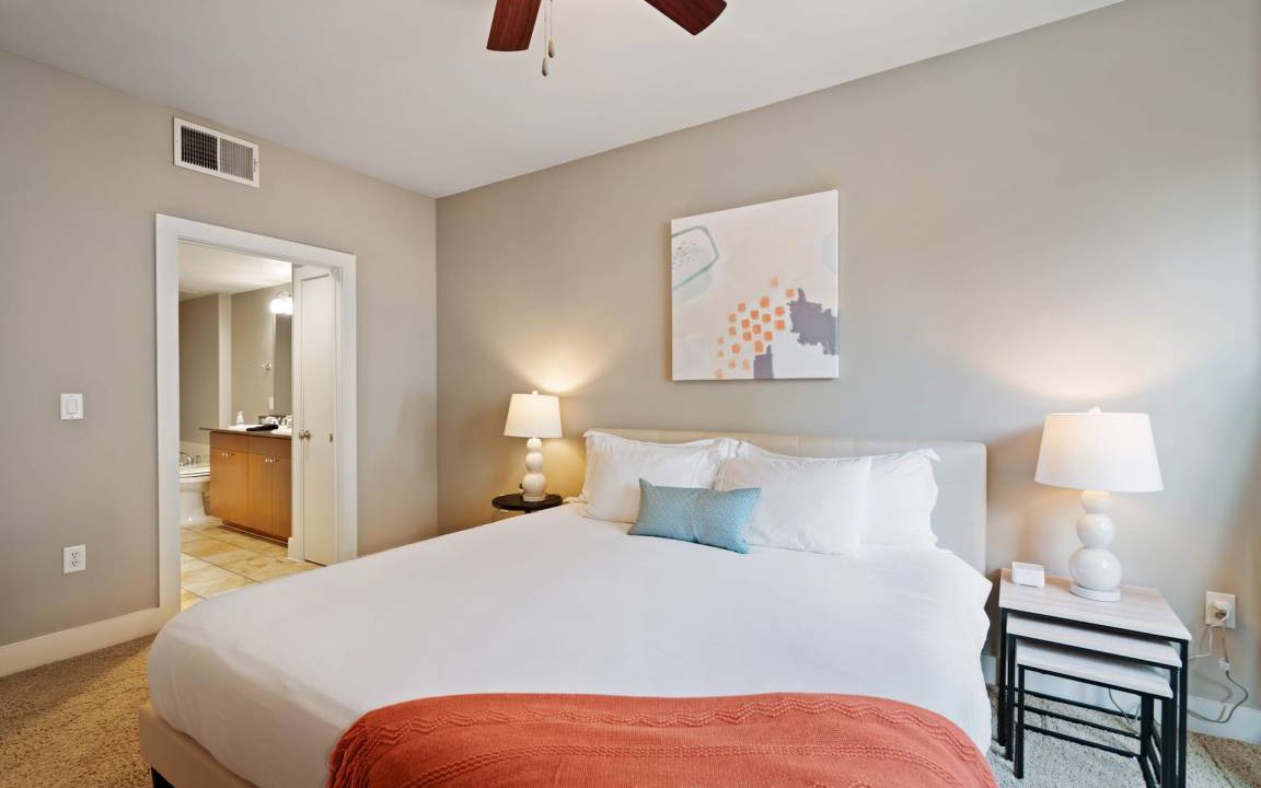 Legacy Park Apartment | 98 m² Apartment ∙ 2 bedrooms ∙ 6 guests