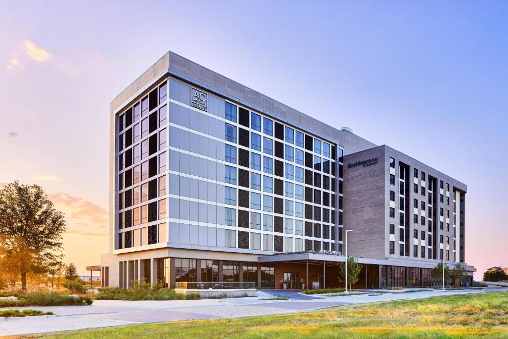 Starwood Village Hotel | AC Hotel by Marriott Dallas Frisco