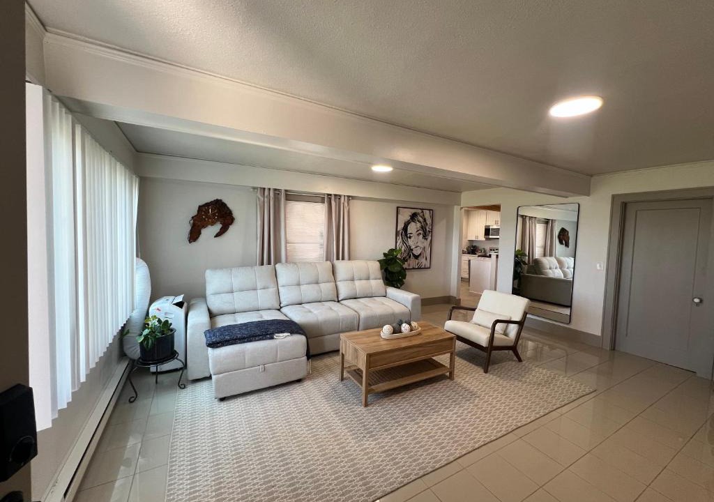 Alki Apartment | Alki Beach Nest