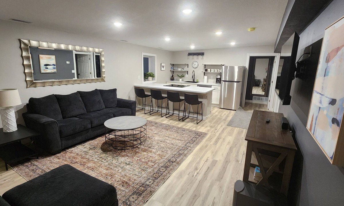 Arcadia House | Almost Home Hideaway is a spacious 3 bedroom space for your travel needs