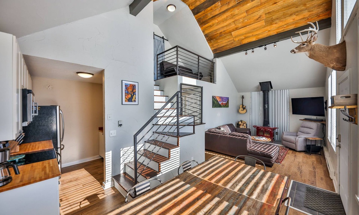 Grand View Highlands Cabin | Alpine Cabin: Hot Tub, Steam Shower & Nearby Skiing