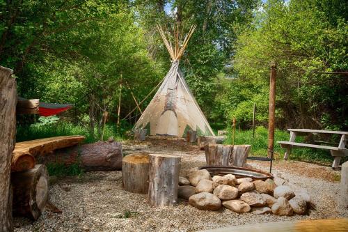 Garden Valley Other | Amazing Nature Escape by the Payette River - Cool Pet-Friendly Teepee near Boise, Idaho