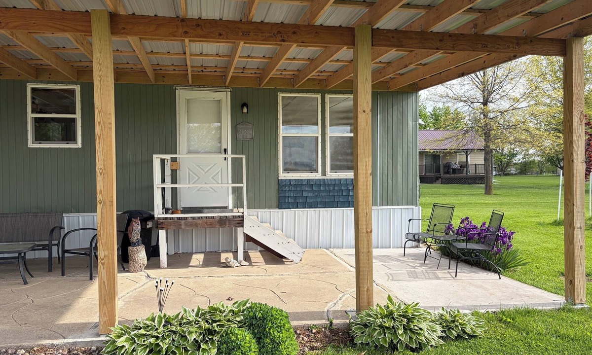 Moravia House | Antler Acres - 2 bedroom, 1 bath, sleeps 6