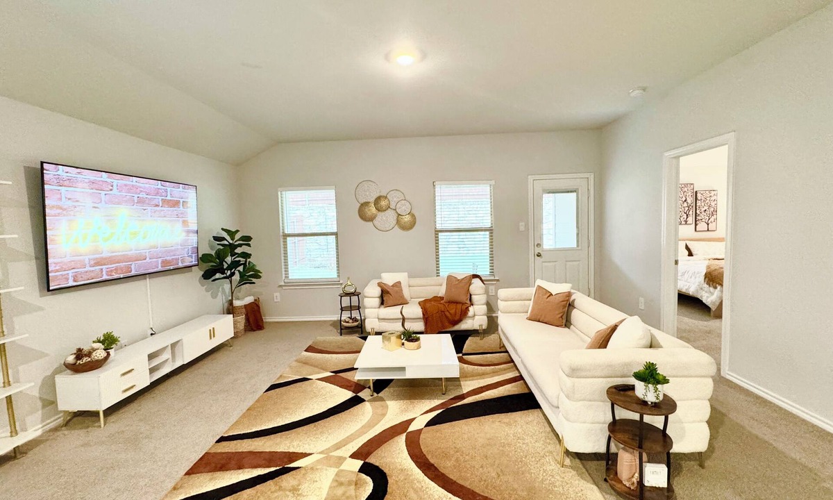 Fort Worth House | Arcade Game Room + Massage Chair, Spacious, Near Downtown
