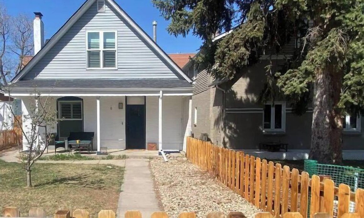 Platt Park House | Artsy Platt Park Guest Suite for up to 4, Very Walkable, Great for Long Term!