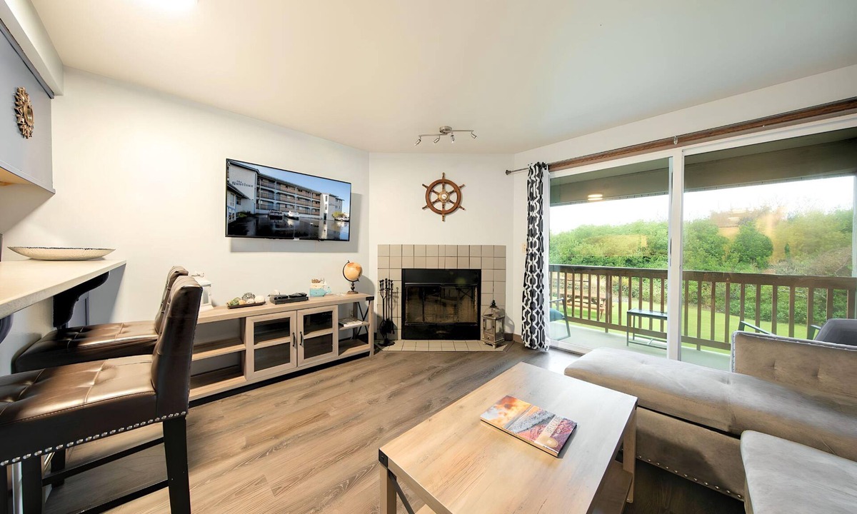 Ocean Shores Condo | Aurora at Nautilus