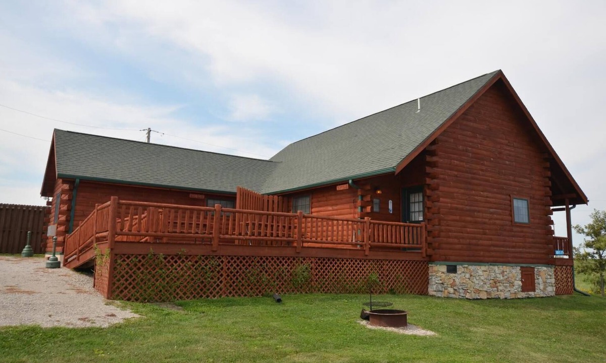 Moravia Cabin | Bear Cub - Sleeps up to Four