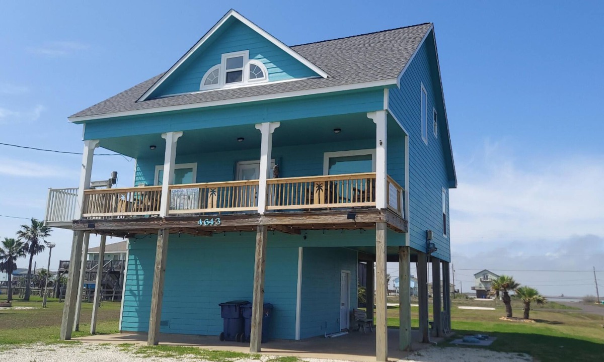 San Luis Beach House | Beautiful beach house on the Bay