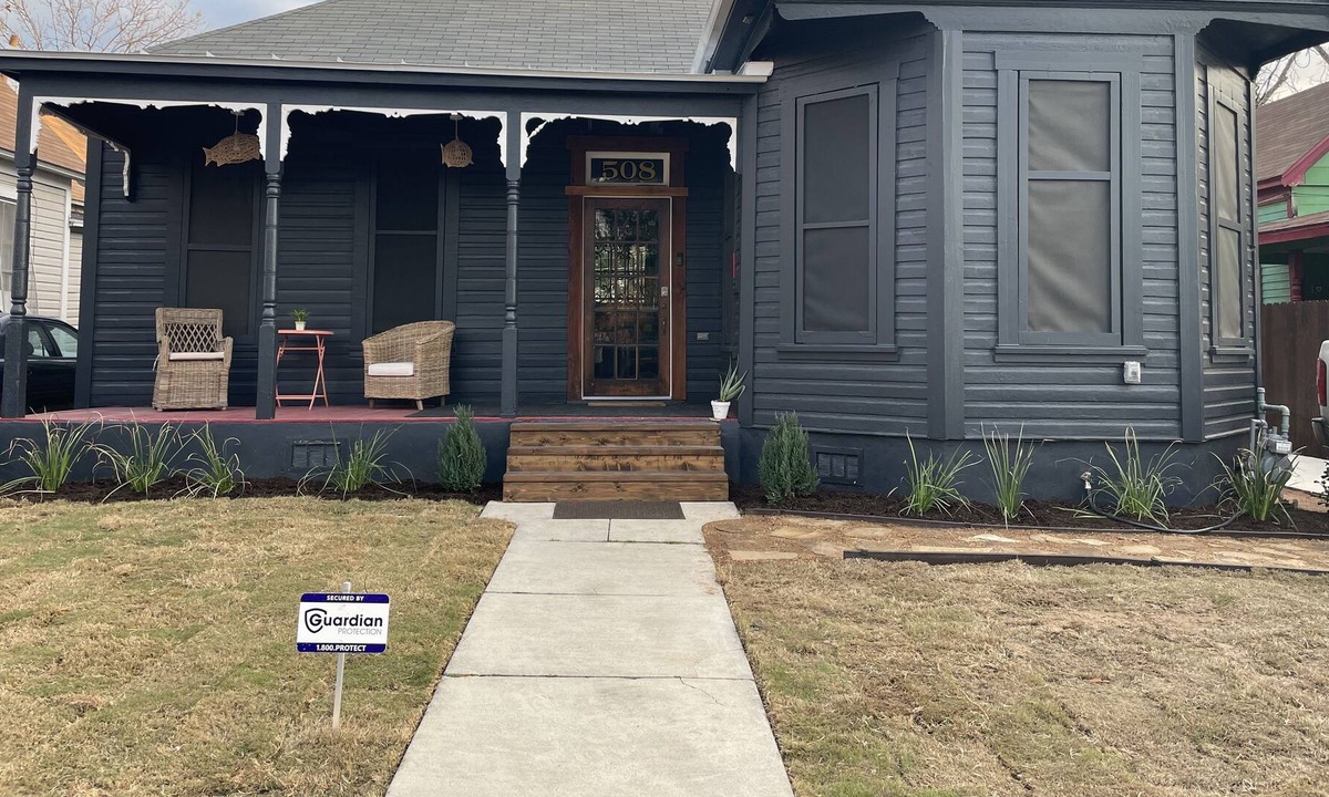Government Hill House | *Beautiful Historic home 5 mins Downtown/ Pearl/Alamodome*