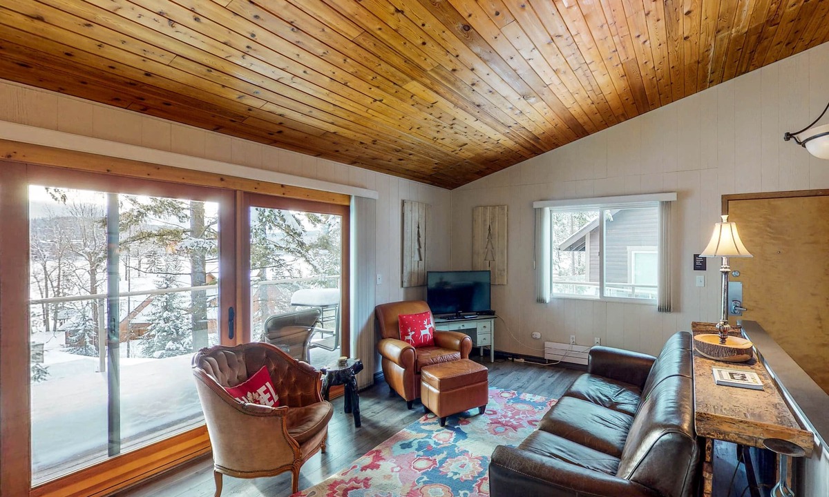 Whitefish Condo | Beautiful Home w/ Deck, Free WiFi, and Great Lake Views - Beach Nearby