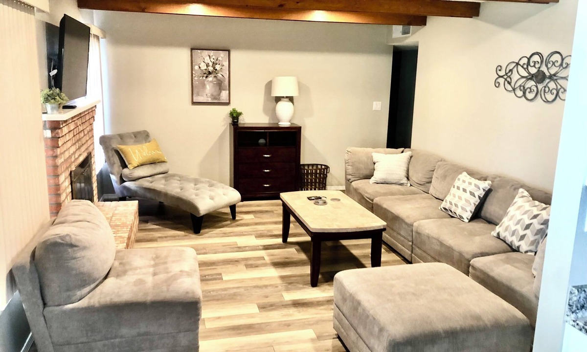 Northeast Heights House | Beautiful newly remodeled 3 bed 2 bath foothills home. No cleaning fees.