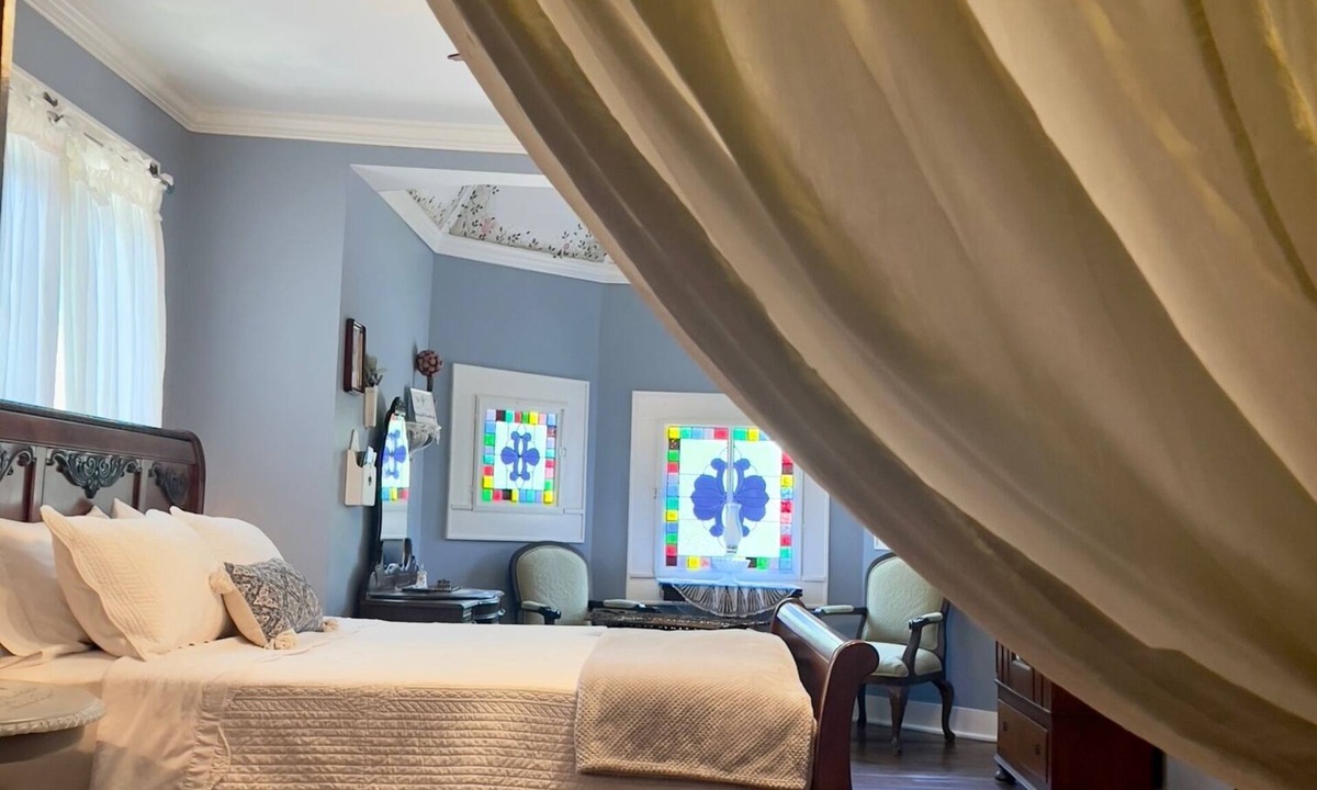 Jefferson Bed & Breakfast | Benefield House Bed & Breakfast