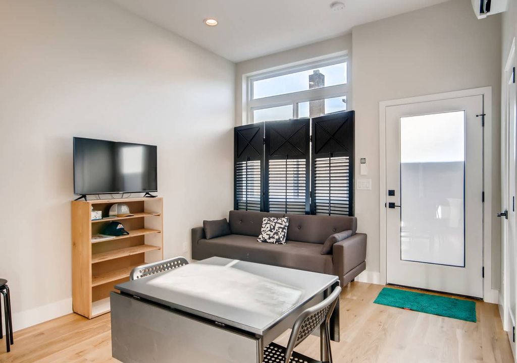 Berkeley Apartment | Berkeley Home Base | Tennyson Street | Sleeps 4
