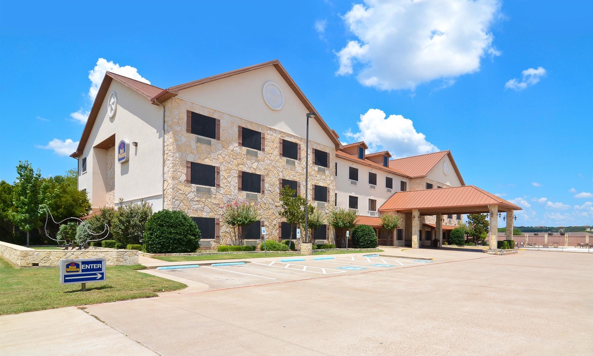Glen Rose Hotel | Best Western Dinosaur Valley Inn & Suites