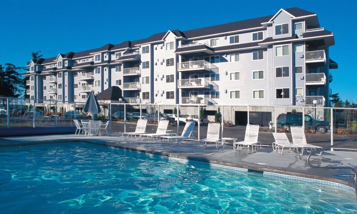 Birch Bay Resort | Birch Bay | Group Beach Retreat | Pool + Beach | 2BR