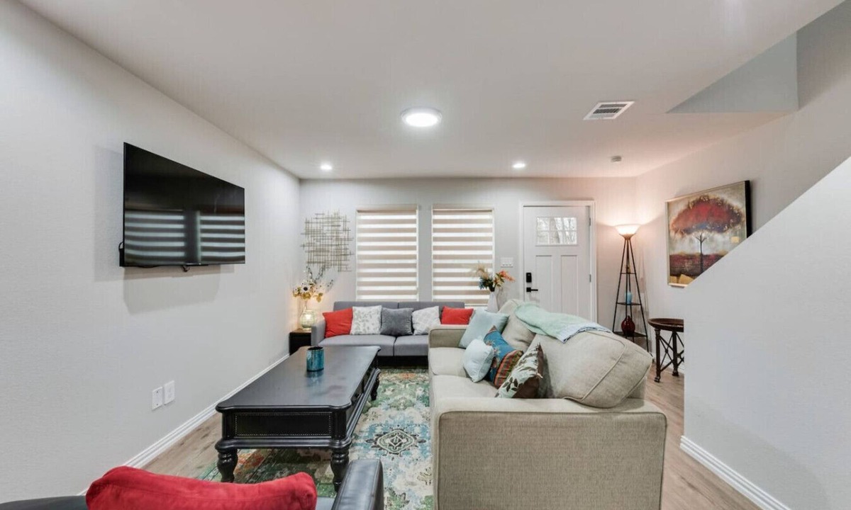 Fort Worth House | Blissful River Home near Lockheed/FW Stockyards
