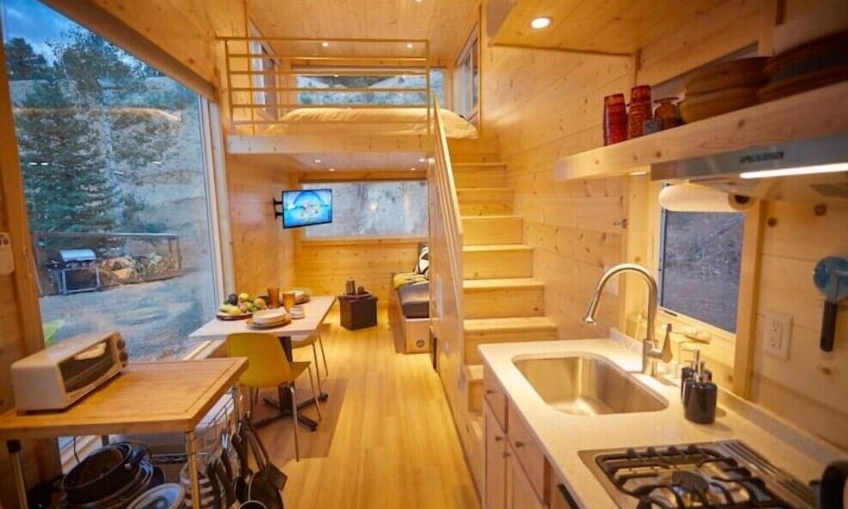 Arroyo Hondo House | Bougie TinyHome w View & Hot Tub near Hot Springs