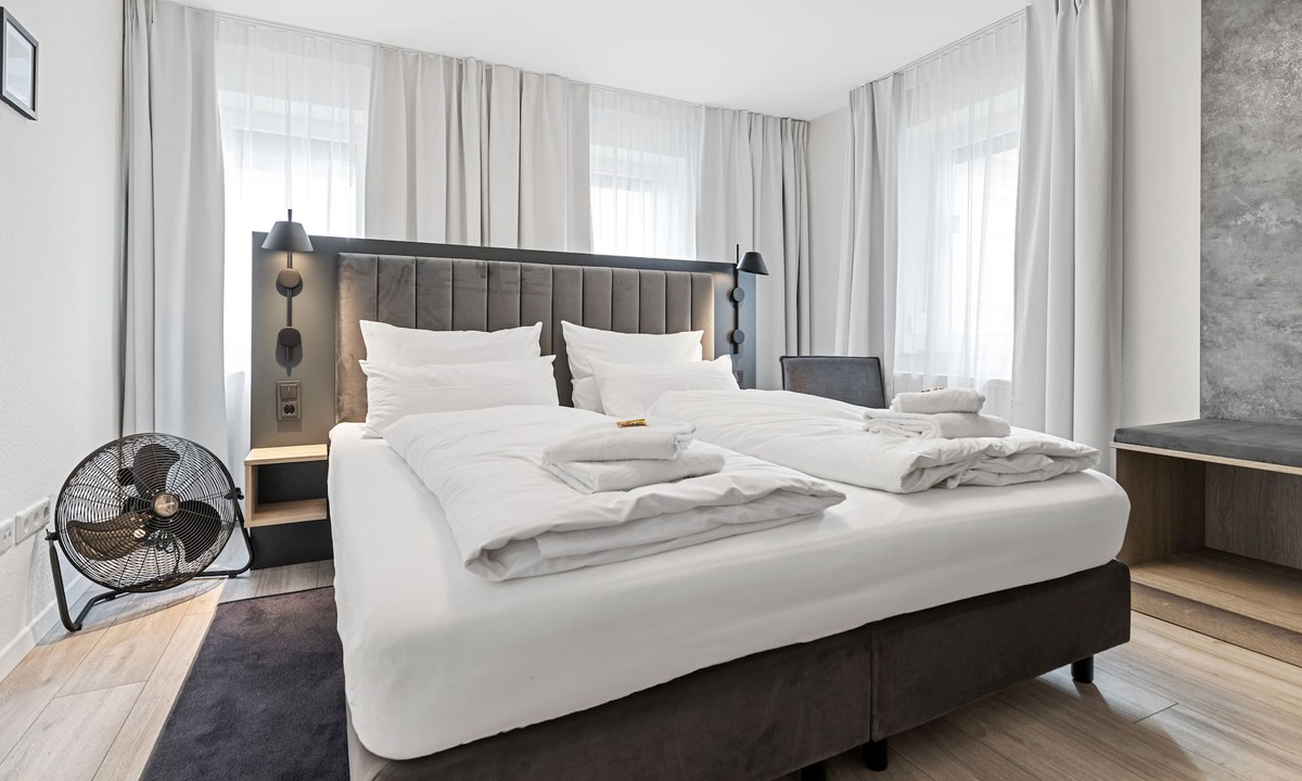 Herzogenaurach Apartment | BRIGHT Herzogenaurach Zentrum