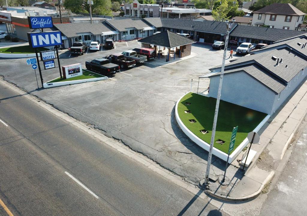 Canyon Hotel | Buffalo Inn Vintage MOTEL