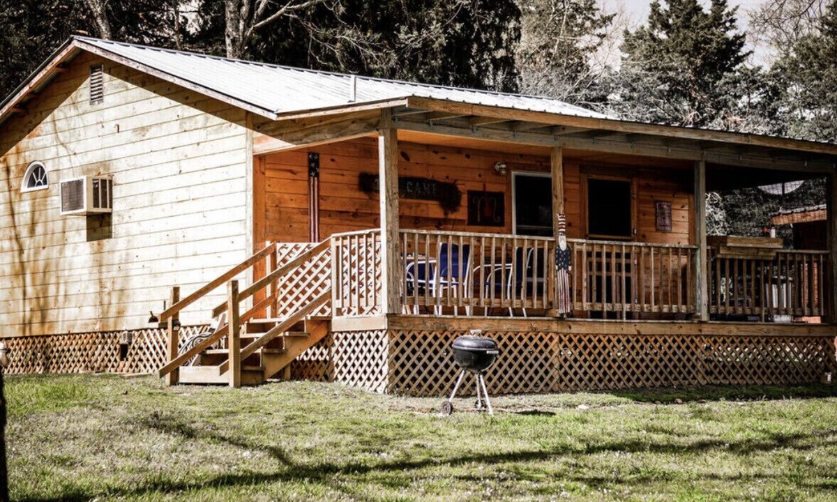 Norman Cabin | Cabin on Collier creek! In Caddo Gap