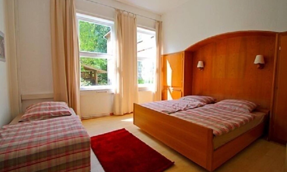 Osterode am Harz Hostel | Campinghotel Eulenburg - Hostel