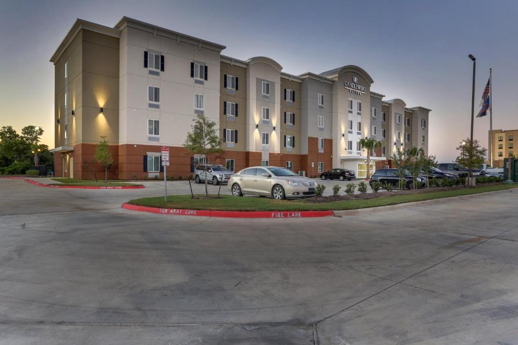 Bryan Hotel | Candlewood Suites College Station by IHG
