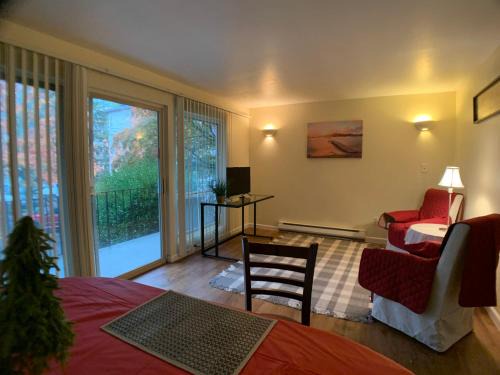 Capitol Hill House | Capital Hill Oasis