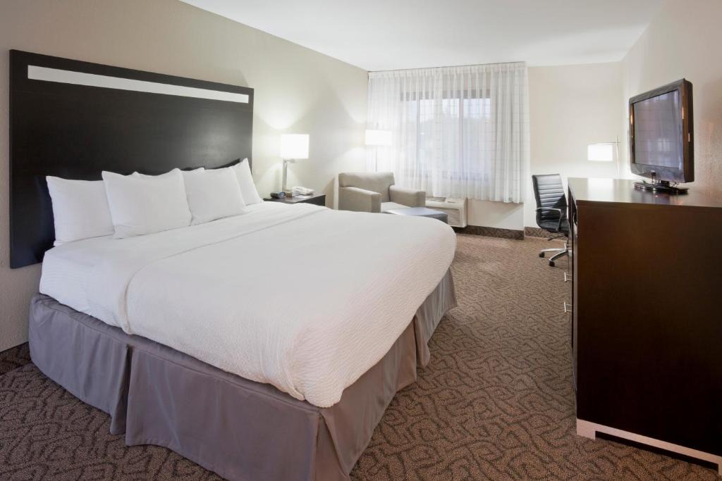 Carroll Hotel | Carrollton Hotel