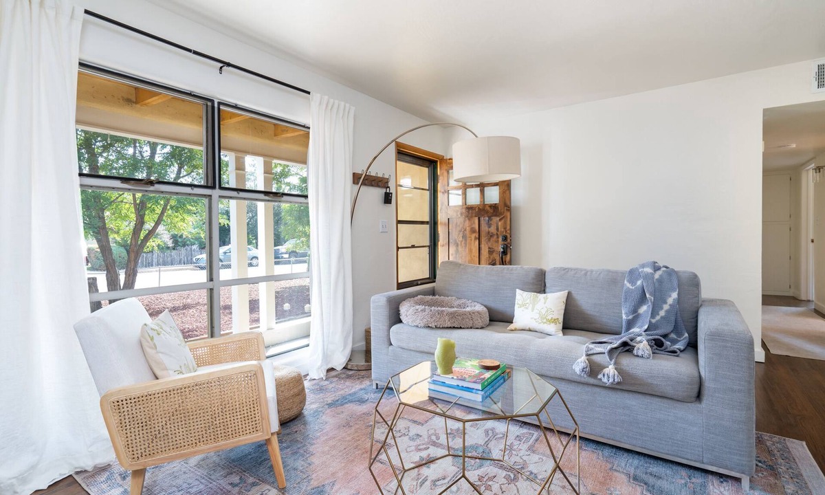 Santa Fe House | Casa Solana Cottage | Pet Friendly, Near Downtown