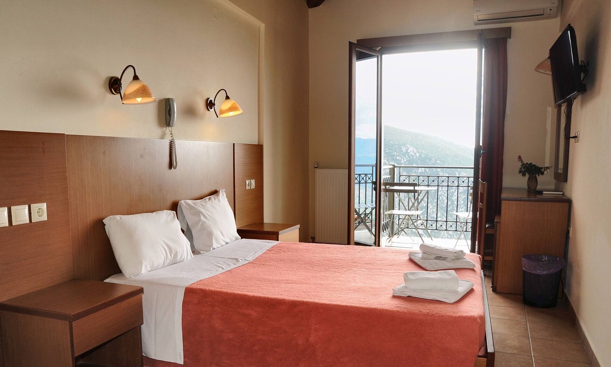 Delfoi Hotel | Castri