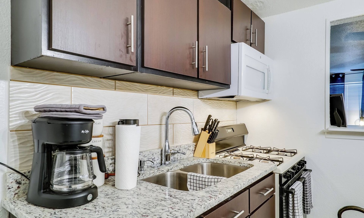 El Paso Cottage | Central El Paso Home w/Fire Pit!
