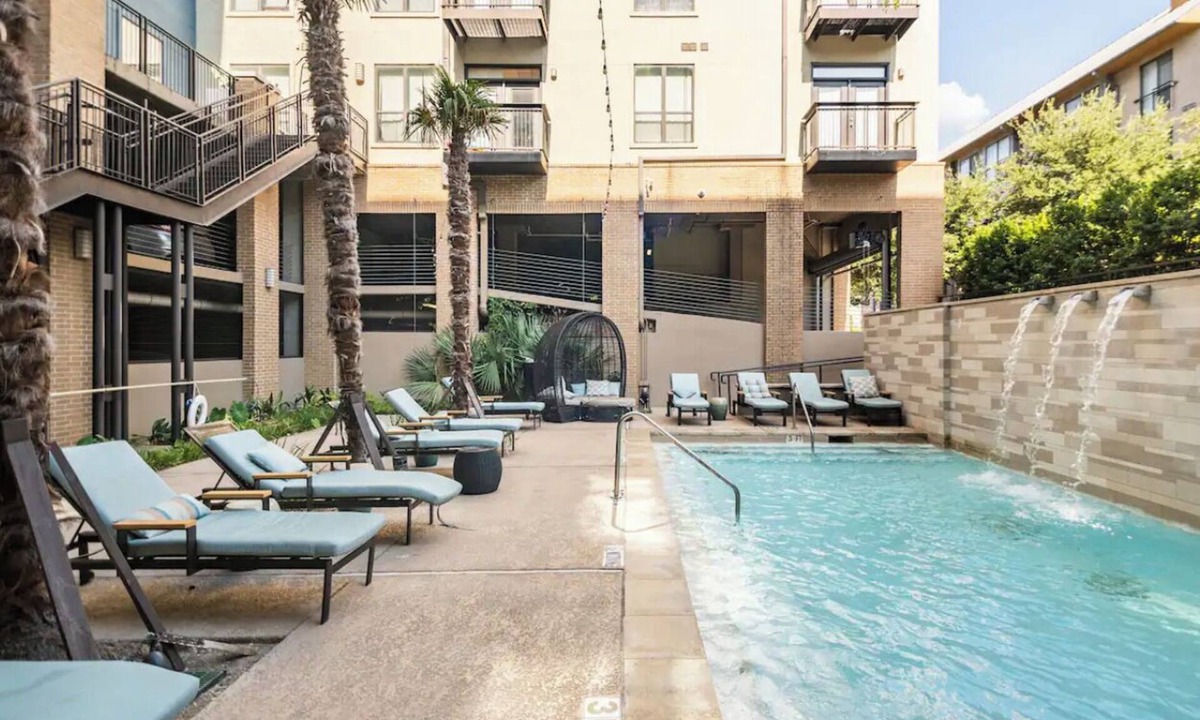 Legacy Park Apartment | Charming 1,100 sq. ft. apt