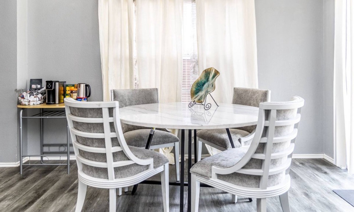 Southeast Arlington House | Charming 3-bedroom house in lovely Arlington with AC