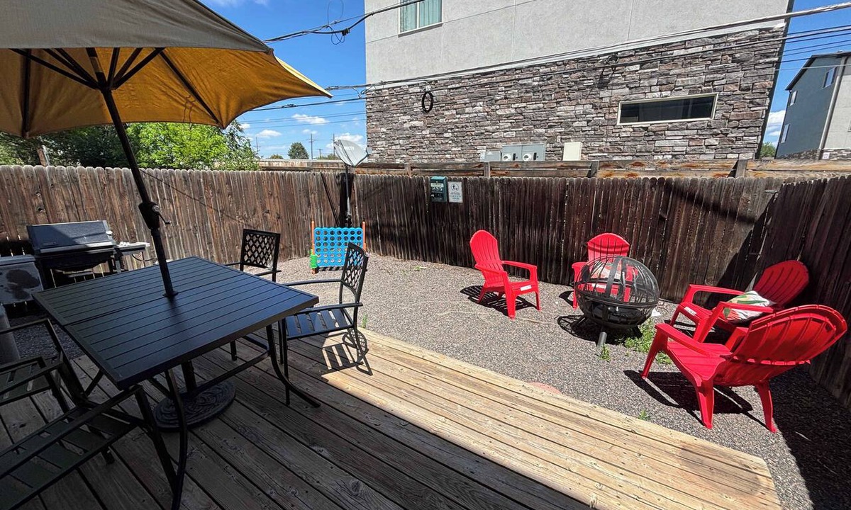 University Hills Condo | Charming Family Home with Cozy Retreat
