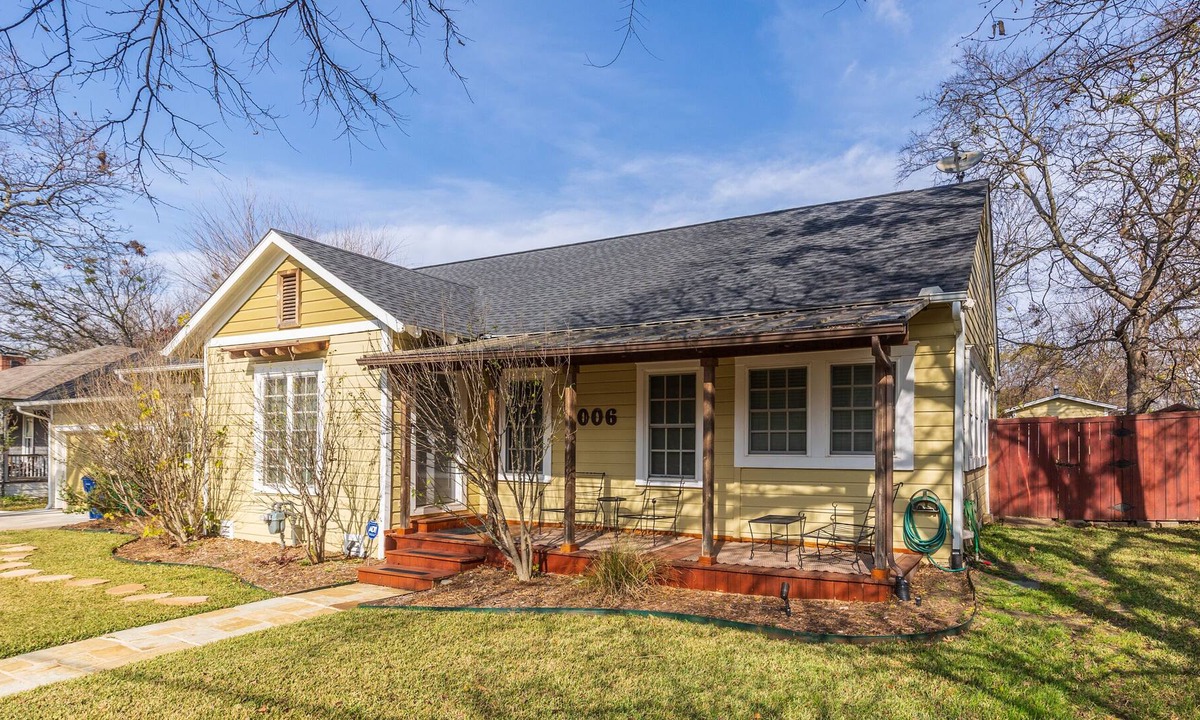 McKinney House | Charming Home-Close to Historic Downtown Mckinney